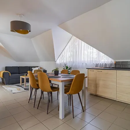 Varga Apartamento *