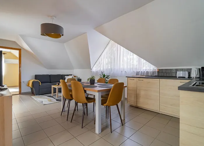 Varga Апартаменты *