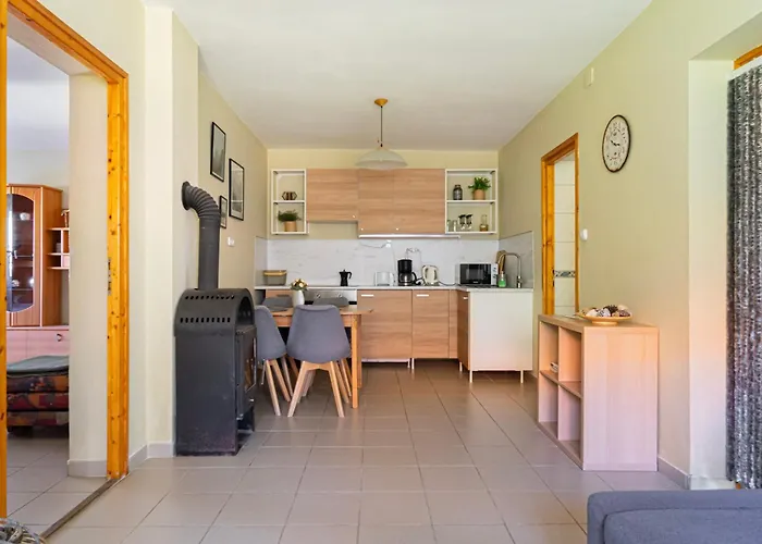 Varga Апартаменты Балатонберень